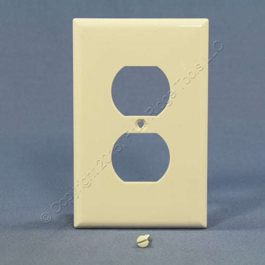 Cooper PJ8LA Light Almond 1-Gang Duplex Outlet Unbreakable Mid-Size Wallplate
