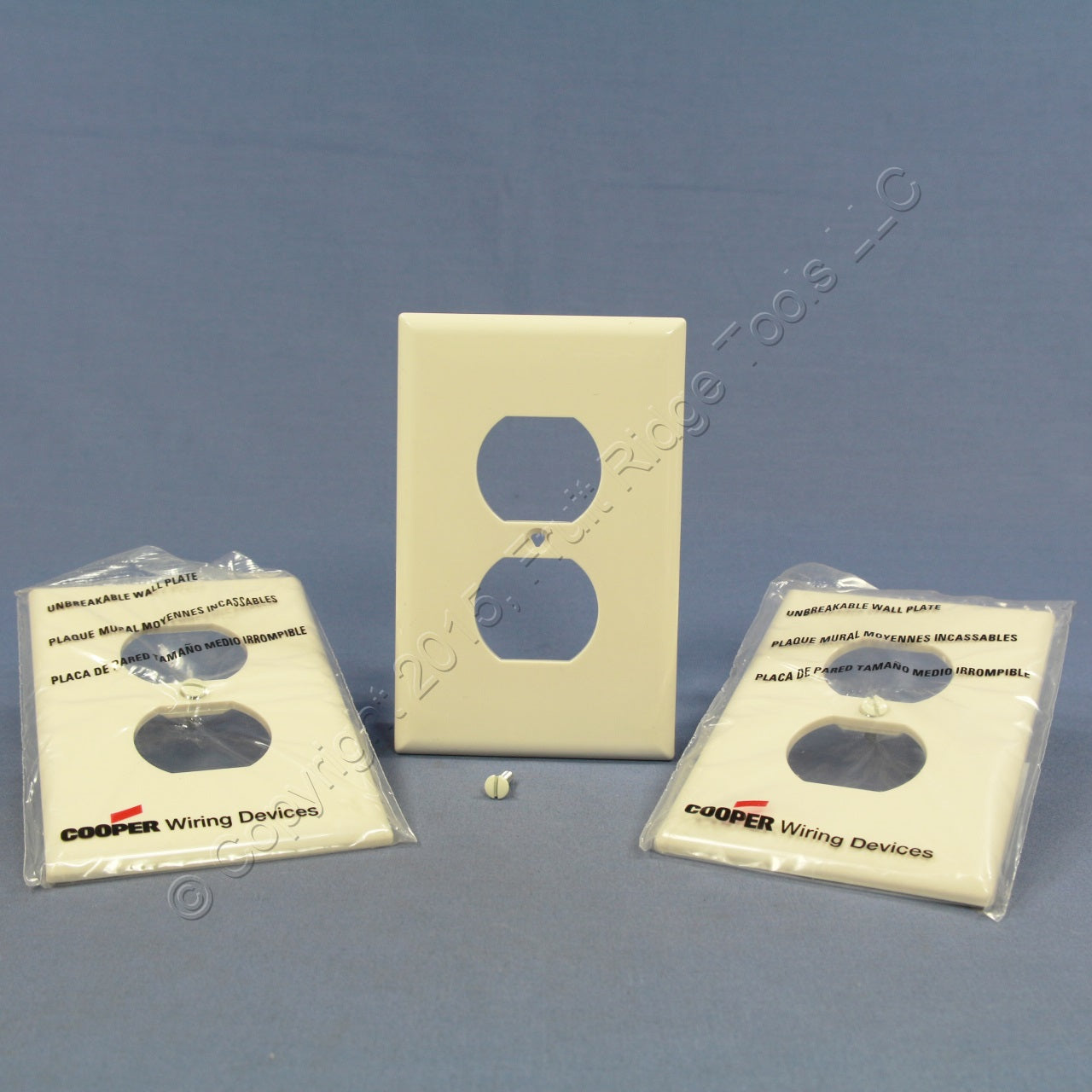 Cooper PJ8LA Lt Almond 1-Gang Duplex Unbreakable Mid-Size Wallplate Cover 3pcs
