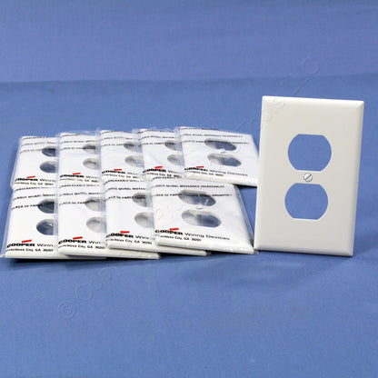 Cooper PJ8W White 1-Gang Duplex Unbreakable Nylon Mid-Size Wallplate Cover 10pcs