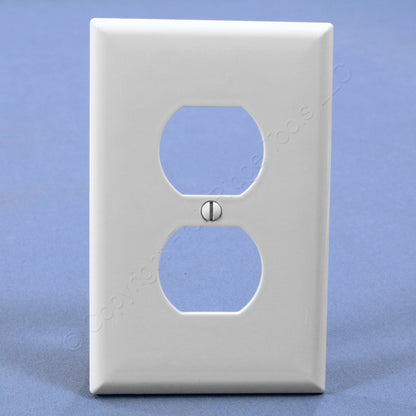 Cooper PJ8W White 1-Gang Duplex Unbreakable Nylon Mid-Size Wallplate Cover 10pcs