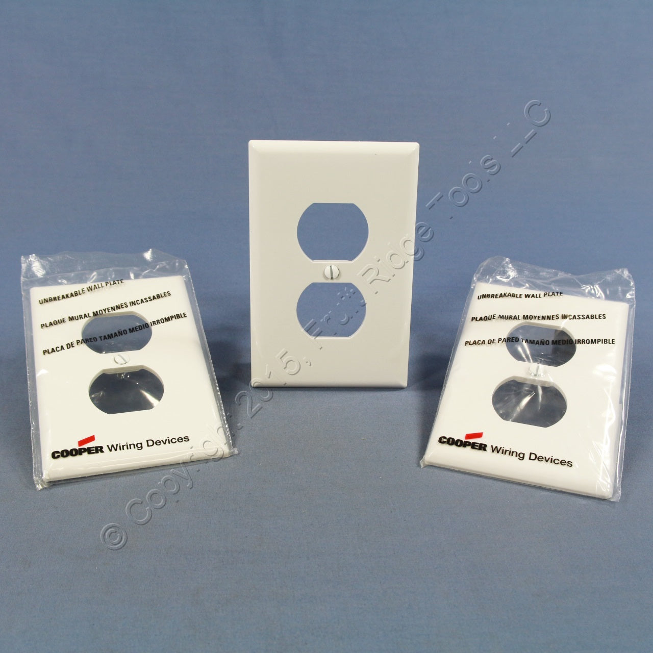 Cooper PJ8W White 1-Gang Duplex Unbreakable Nylon Mid-Size Wallplate Cover 3pcs