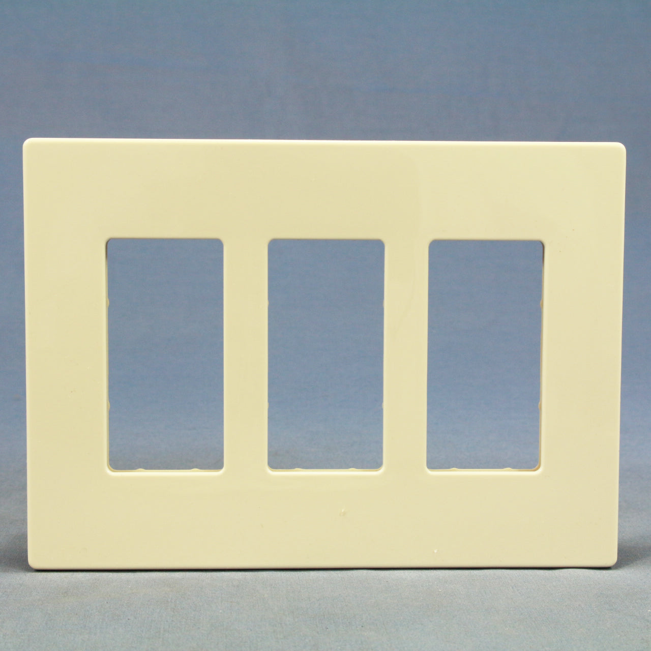 Cooper Light Almond Decorator Screwless Mid-Size Wallplate GFCI Cover PJS263LA