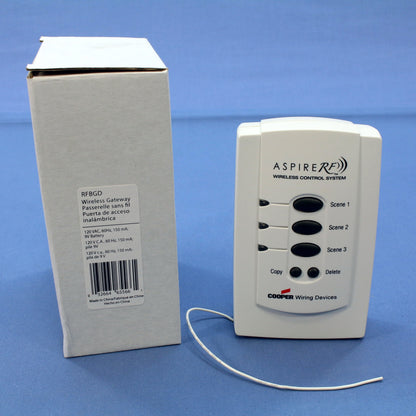 Cooper White Plug-In Wireless Gateway Module 120V 60Hz 150mA 9V Battery RFBGD