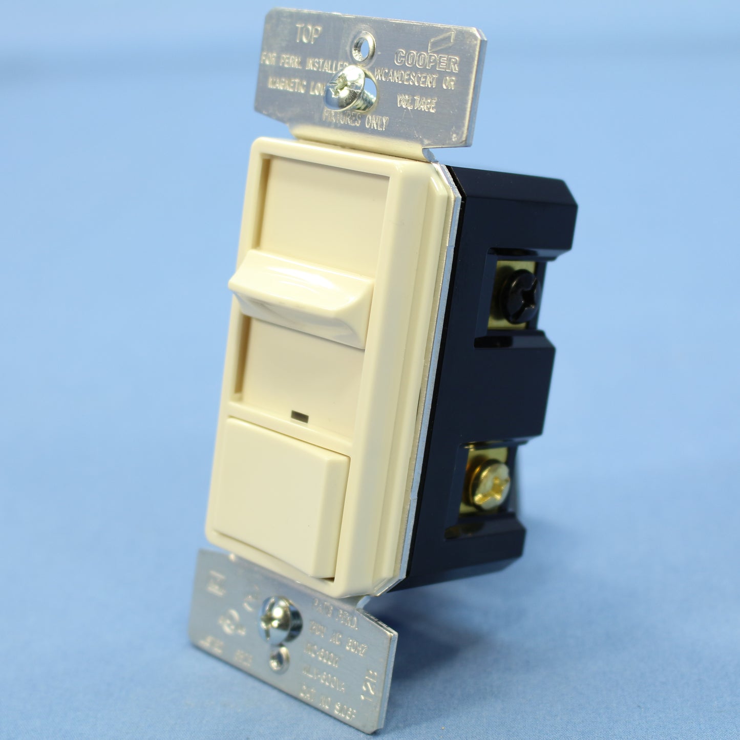 Cooper Lt Almond Incandescent Halogen Slide Dimmer Switch Preset 600W SI06P-LA-K