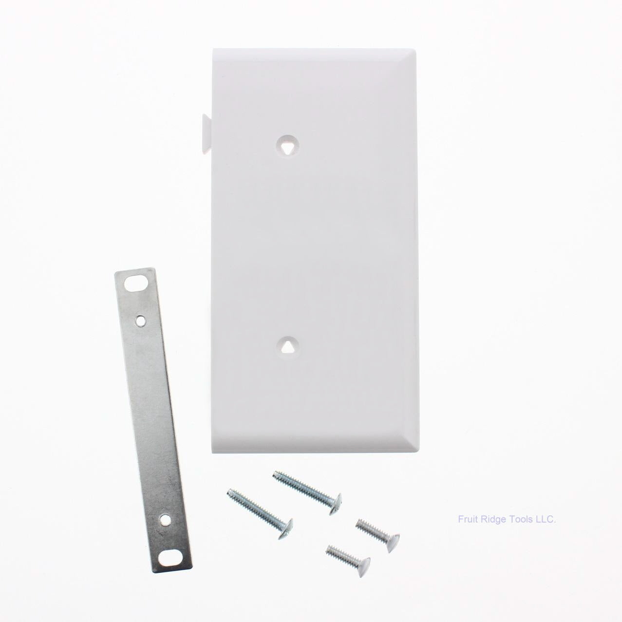 Cooper STE14W White 1-Gang Blank Unbreakable Sectional Wallplate Cover Box Mount