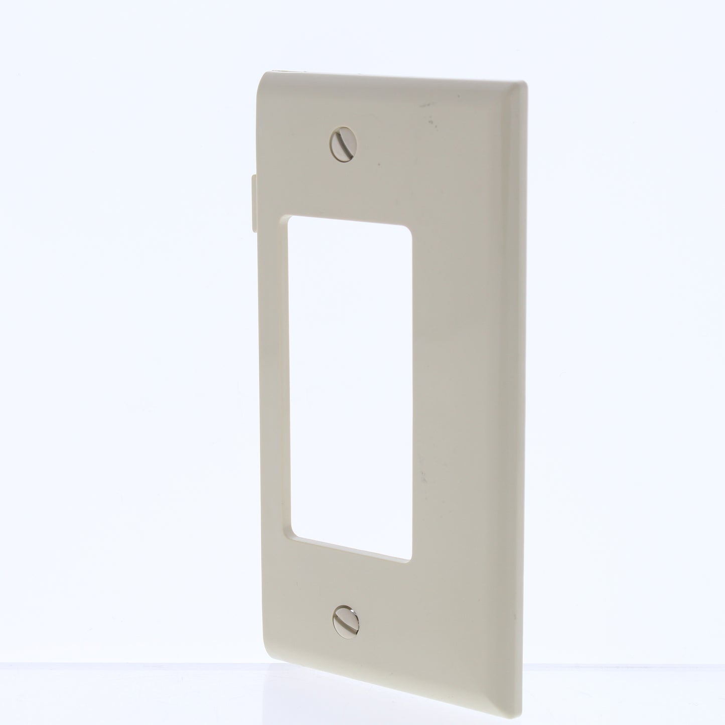 Cooper STE26V Ivory 1-Gang Decorator GFCI Thermoplastic Mid-Size Wallplate Cover