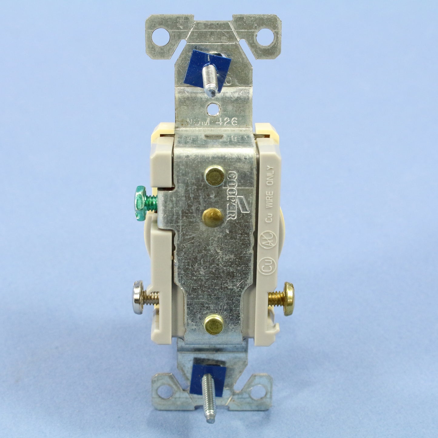 Cooper TR817V Ivory 15A Tamper Resistant Single Receptacle Outlets 5-15R 10pcs