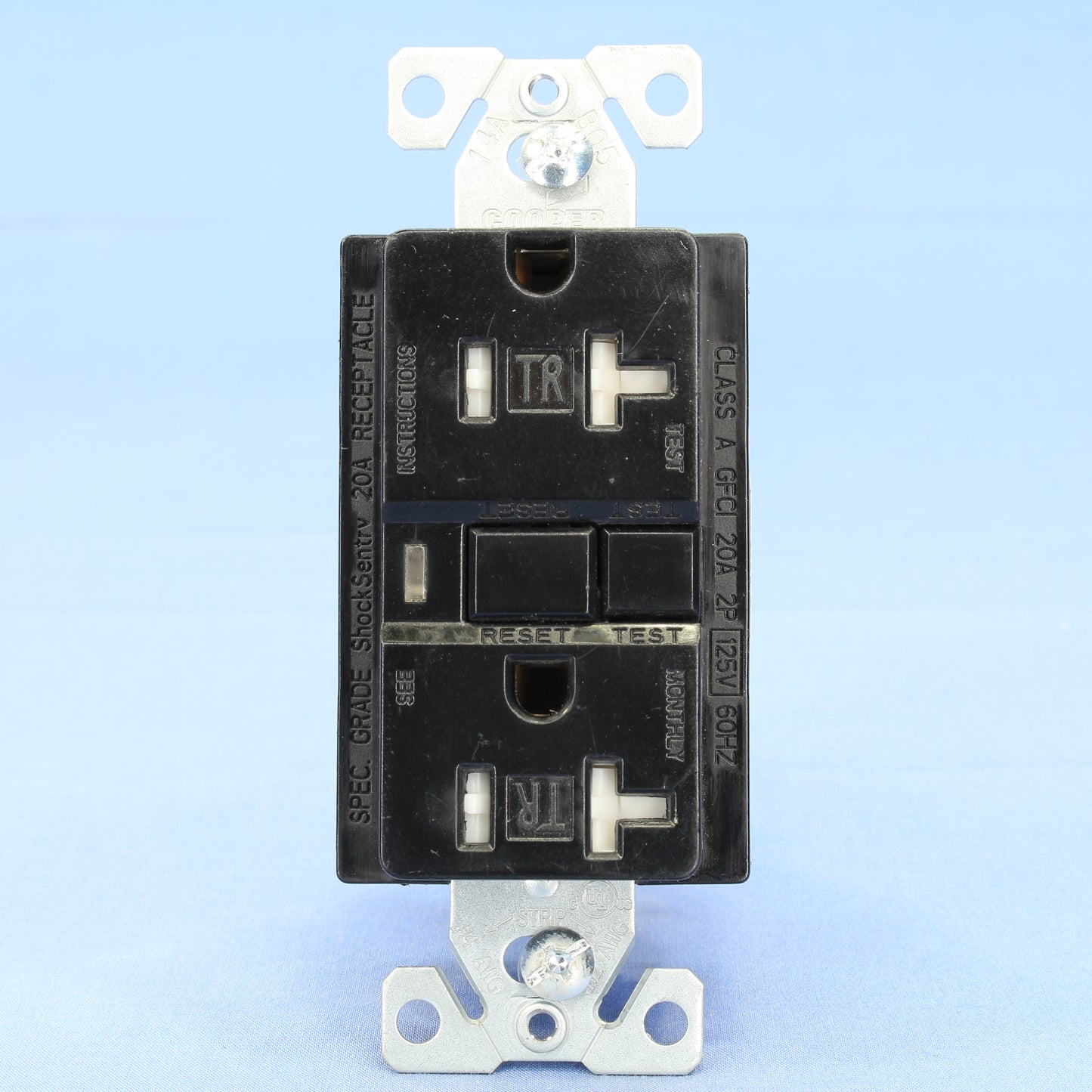 Cooper Black Tamper Resistant Gfci Outlet with Quick-Connect 5-20 20A TRVGF20BKM
