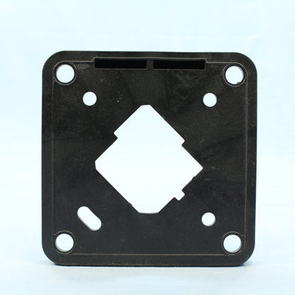 Cooper Pin & Sleeve Polarizer Plate 600 VAC 3� ARC64W Black 0402970 WD03367 60A