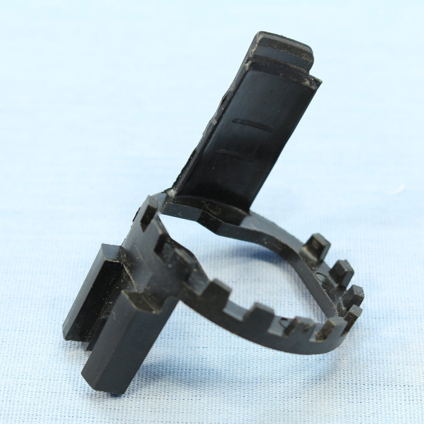 Cooper Pin & Sleeve Plug Polarizer APJC34W 600 VAC 3�  Black 0402938 192083 30A
