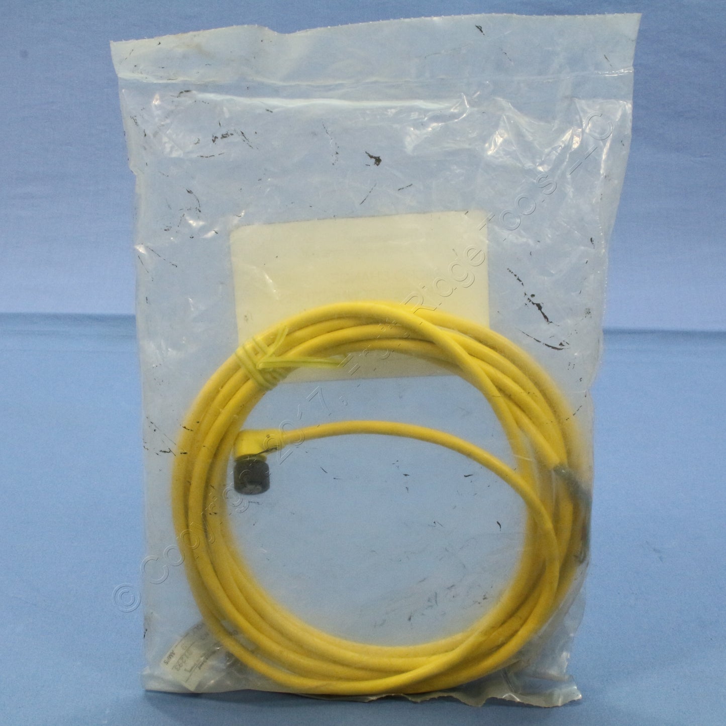 Woodhead 81293 Micro Change Quick Disconnect Cord Pigtail 3-Pole Straight Female