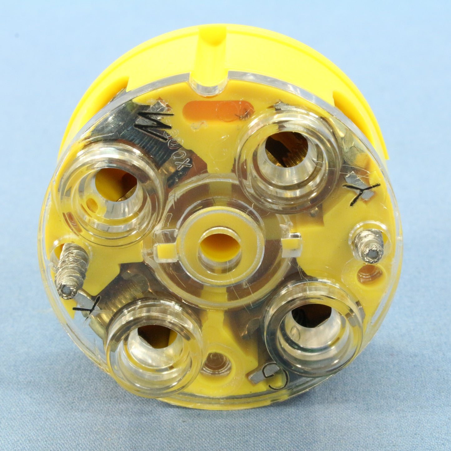 Daniel Woodhead 891L Yellow Nylon Twist-Lock Male Plug L14-20P 3P4W 20A 125/250V