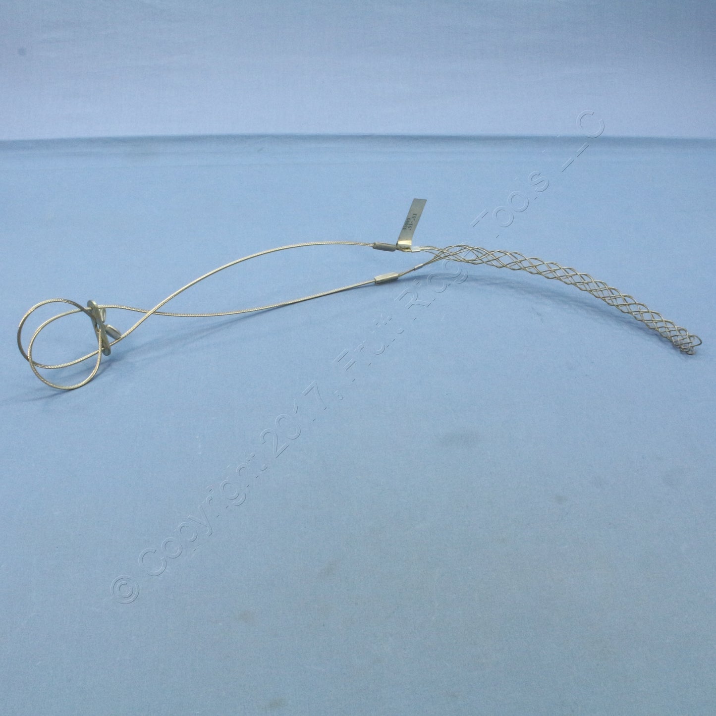 Daniel Woodhead Support Cable Grip Locking Bale .50-.61" Closed Mesh 35090
