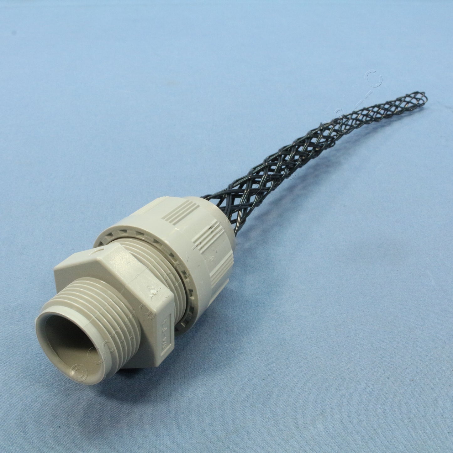 Woodhead Max-Loc Cord Grip .625-.75" Plastic Mesh Form 3 Nema 3R Gray 5542NM