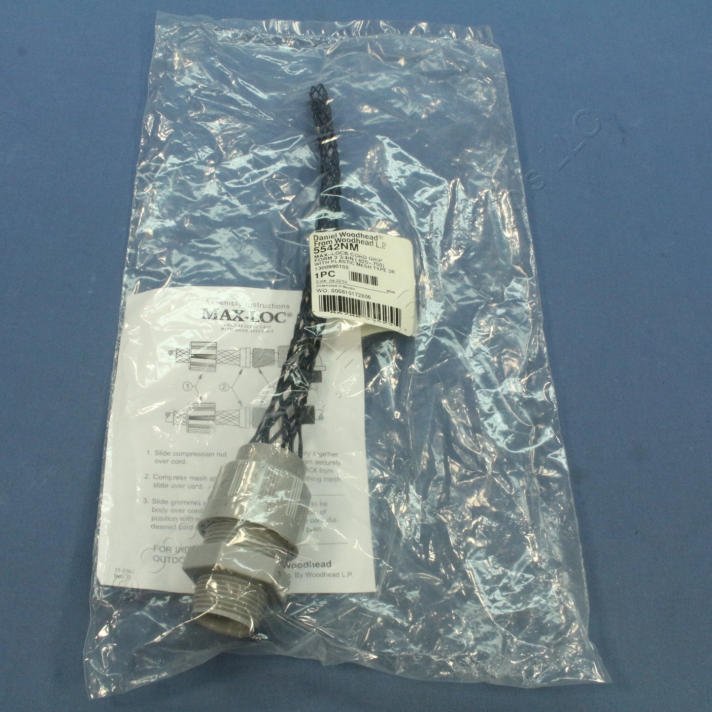 Woodhead Max-Loc Cord Grip .625-.75" Plastic Mesh Form 3 Nema 3R Gray 5542NM