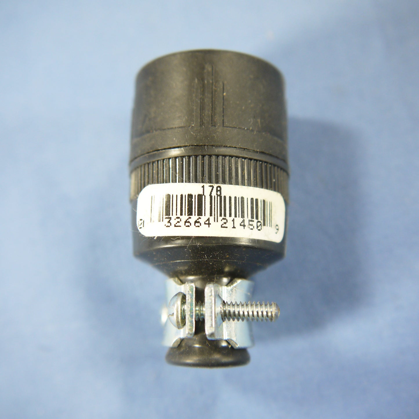 Eagle 178 Black Polarized Straight Blade 15A Connector Plug NEMA 1-15 Bulk 125V
