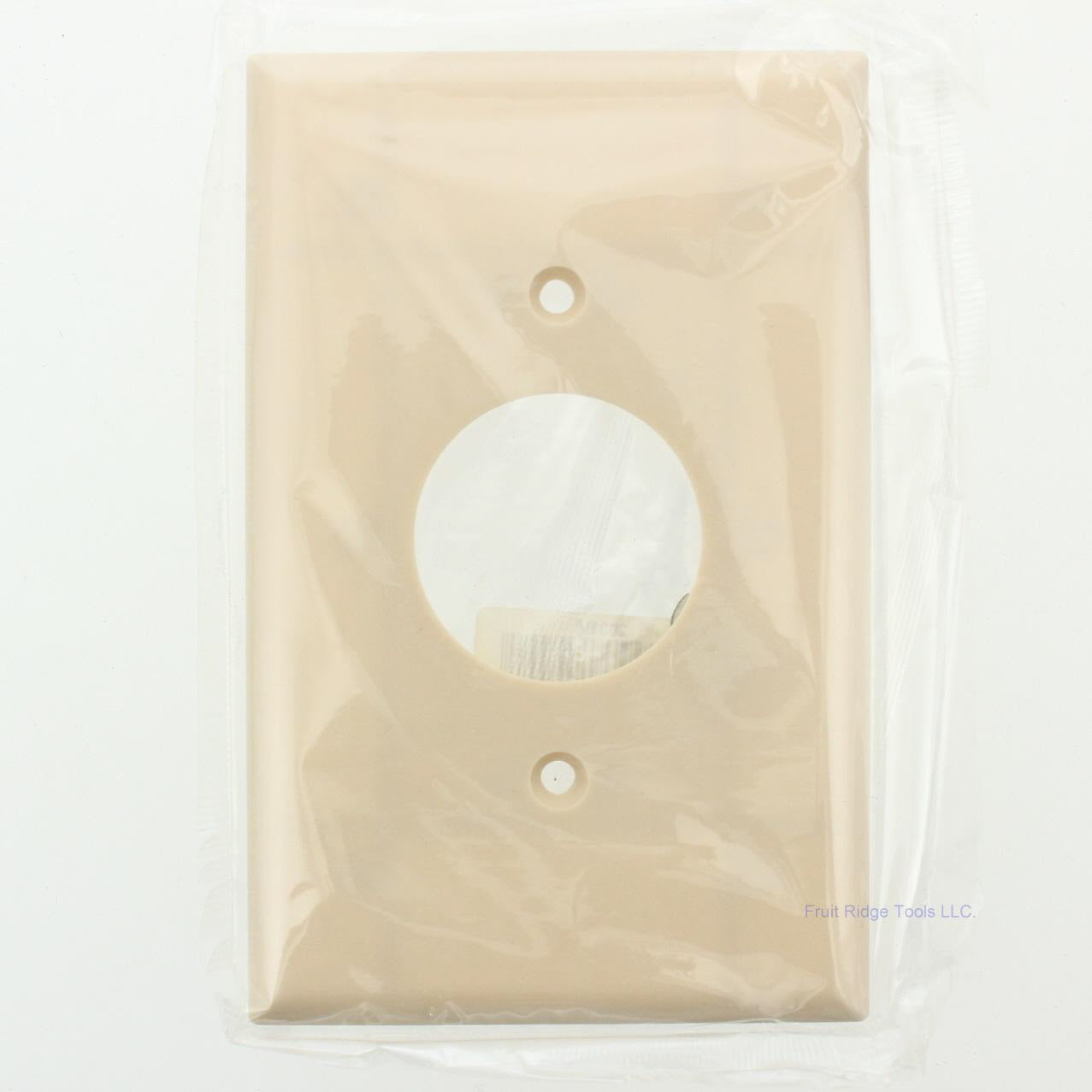 Eagle 2031V Ivory 1-Gang Single 1.406" Outlet Plastic Mid-Size Wallplate Cover
