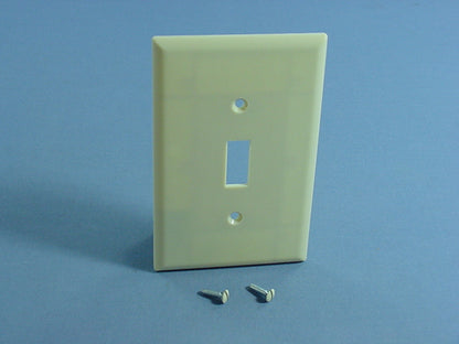 Eagle 2034V Ivory 1-Gang Toggle Switch Plastic Mid-Size Wallplate Cover Plate