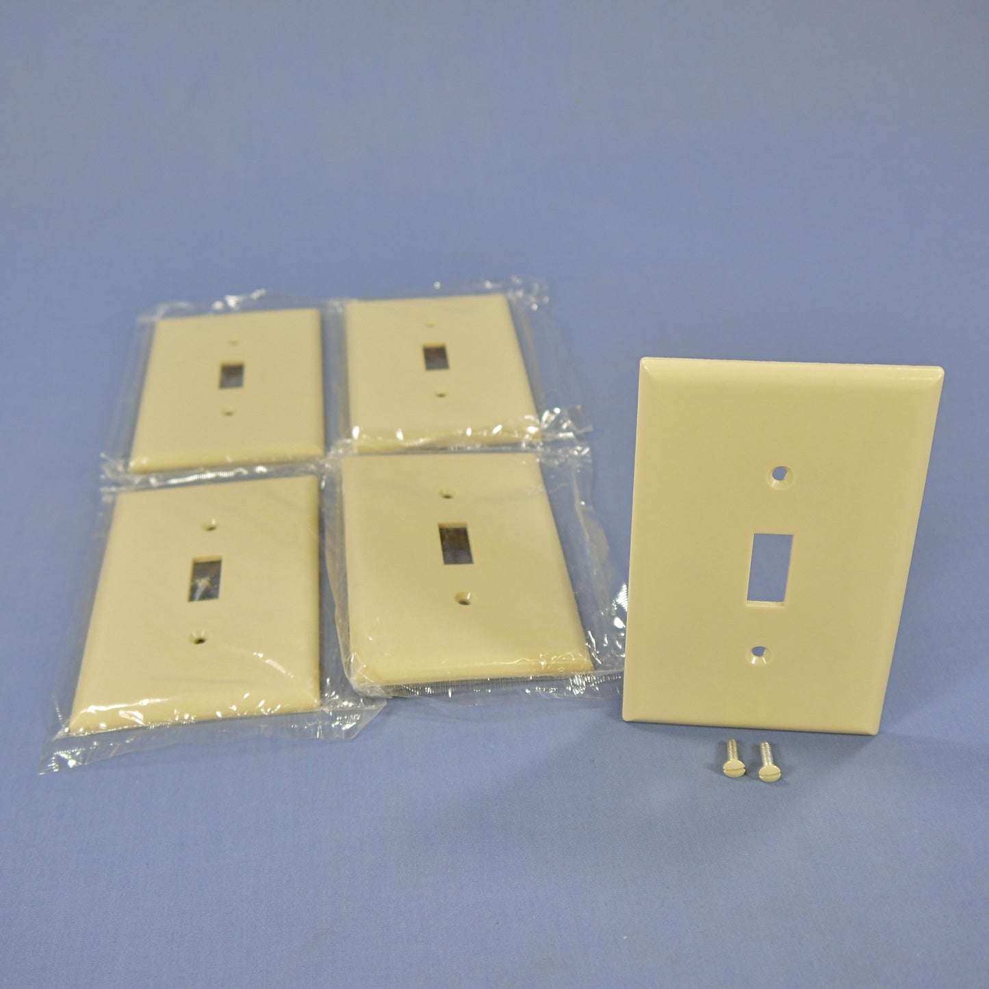 Eagle 2034V Ivory 1-Gang Toggle Switch Plastic Mid-Size Wallplate Covers 5-pack