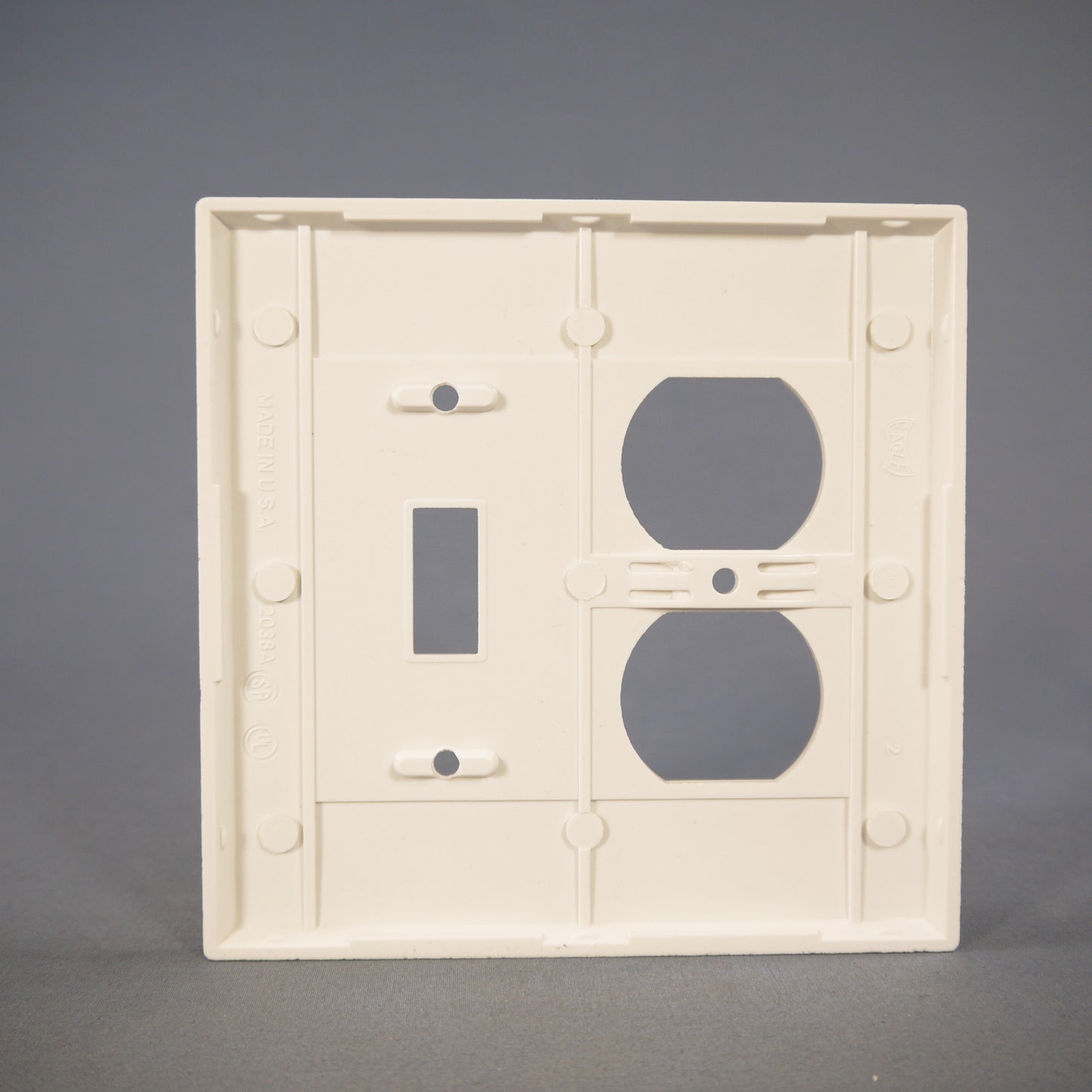 Eagle 2038W White 2-Gang Toggle Duplex Plastic Mid-Size Wallplate Cover 2-pack