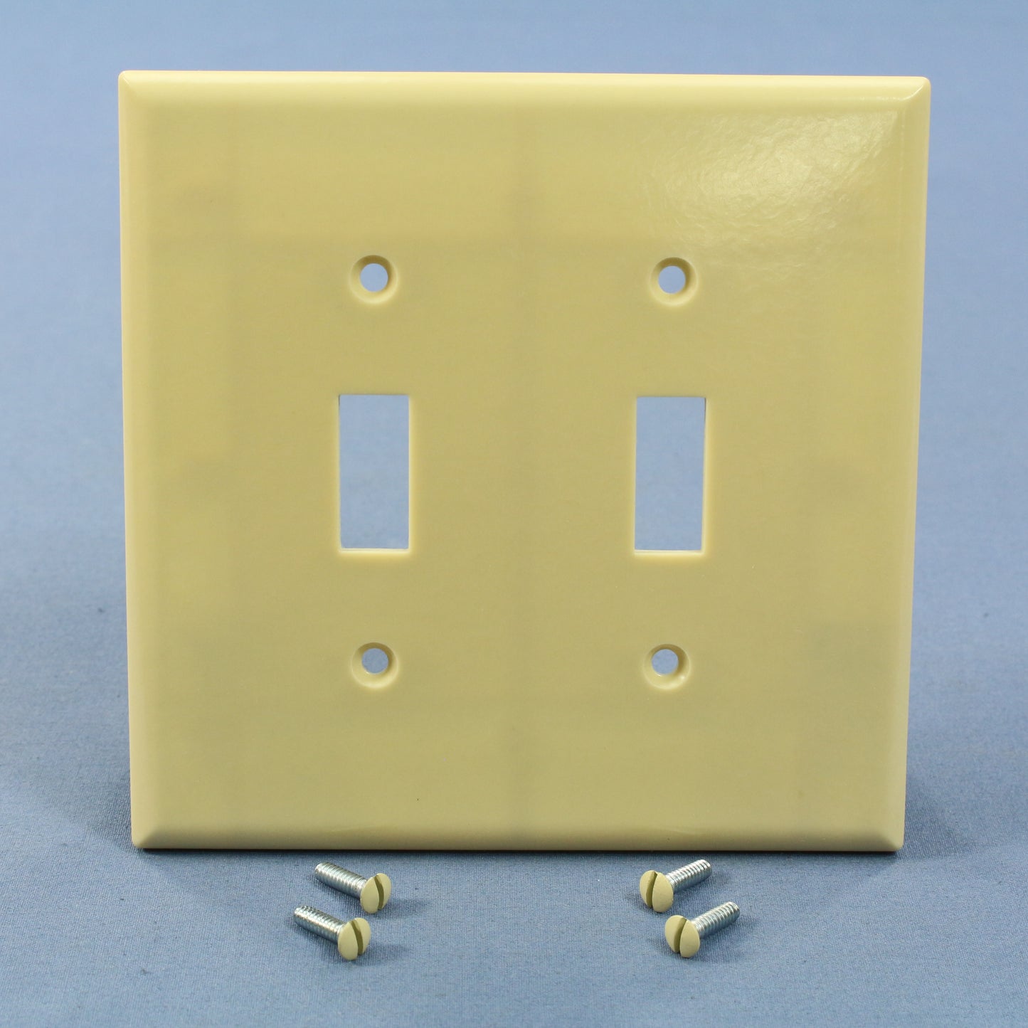 Eagle 2039V Ivory 2-Gang Toggle Switch Plastic Mid-Size Wallplate Covers 25-pack