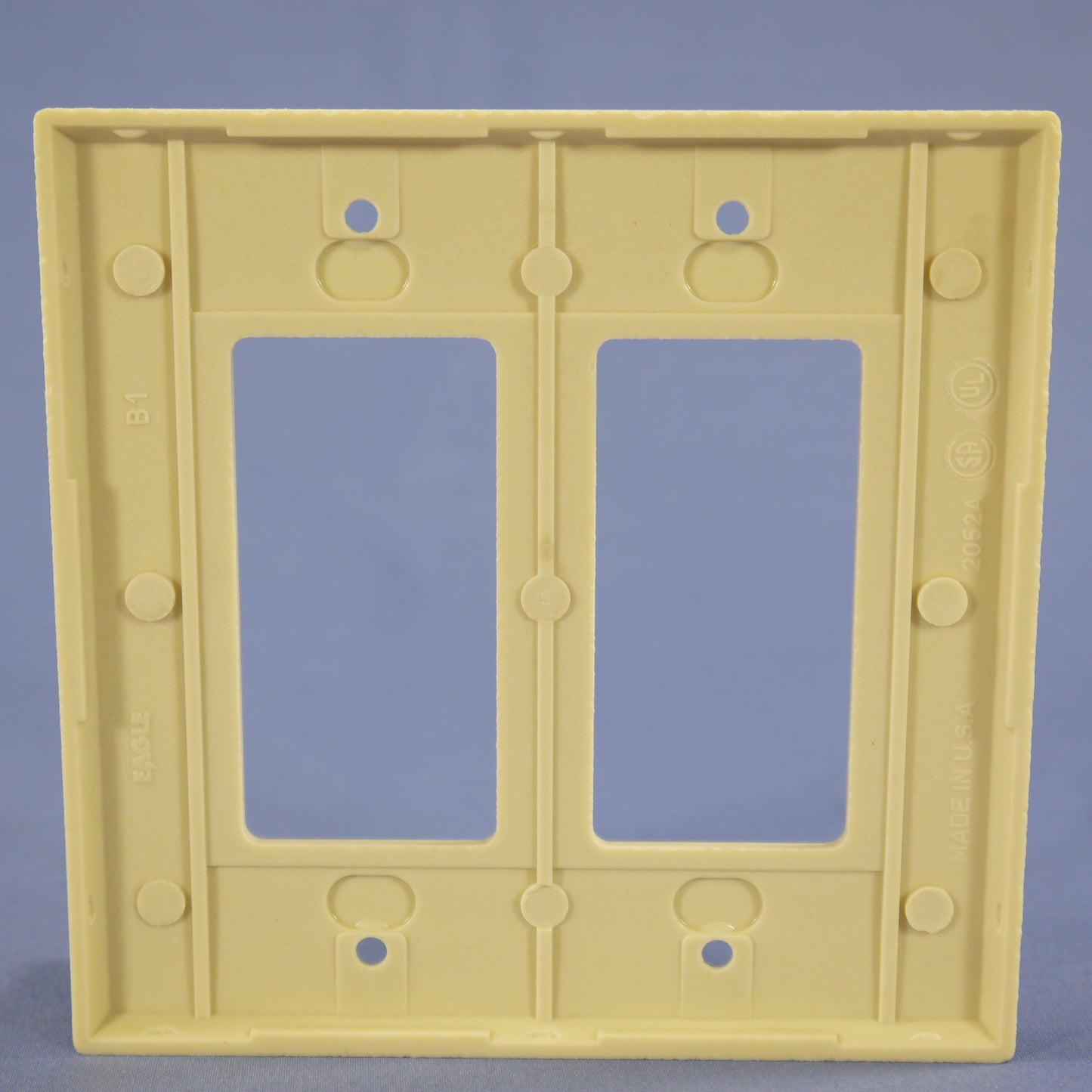 Eagle 2052V Ivory 2-Gang Decorator GFCI Plastic Mid-Size Wallplate Covers 2pcs