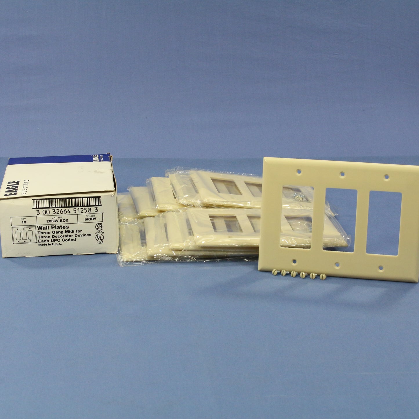 Eagle 2063V Ivory 3-Gang Decorator GFCI Plastic Mid-Size Wallplate Cover 10-pack