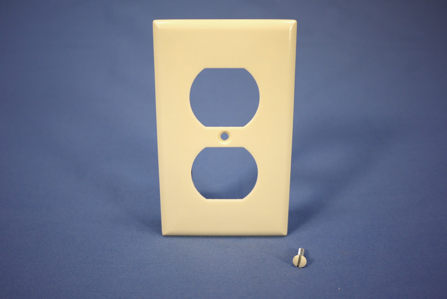 Eagle 2132A Almond 1-Gang Duplex Outlet Plastic Standard Wallplate Cover Plate