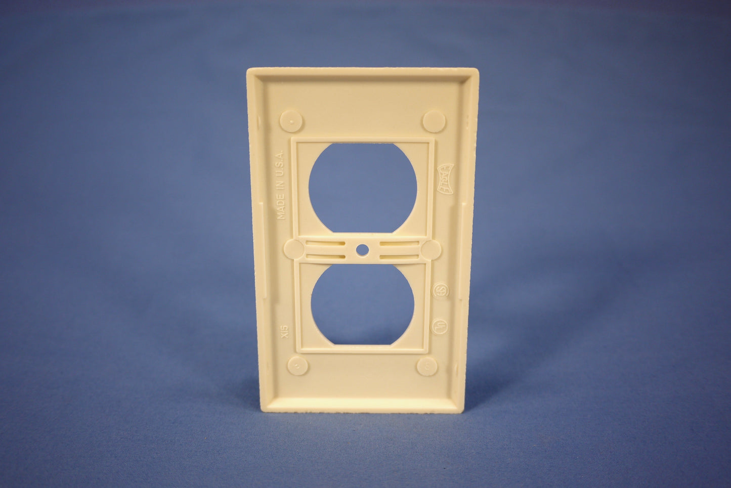 Eagle 2132A Almond 1-Gang Duplex Outlet Plastic Standard Wallplate Cover Plate