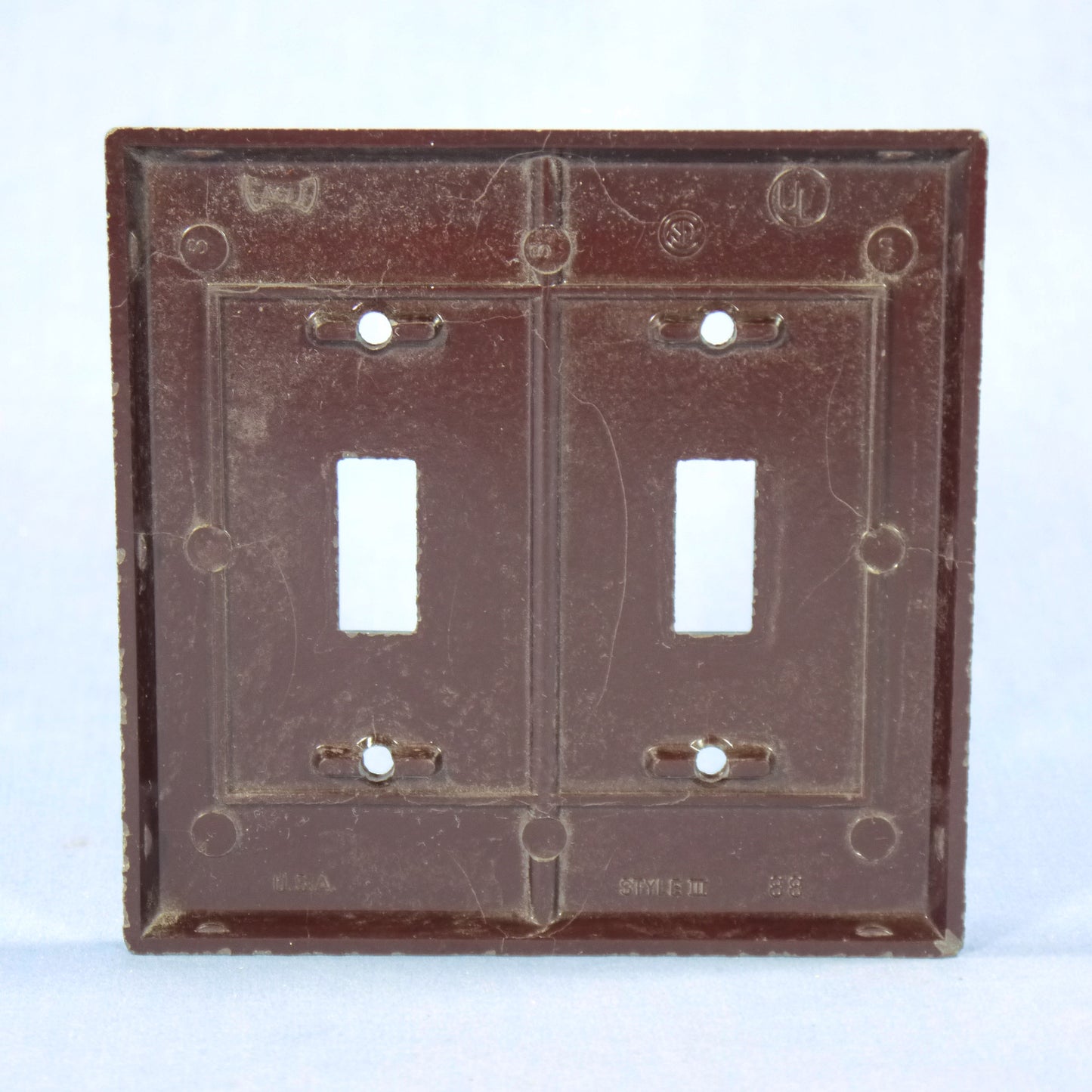 Eagle 2139B Brown 2-Gang Toggle Switch Plastic Standard Wallplate Cover Plate