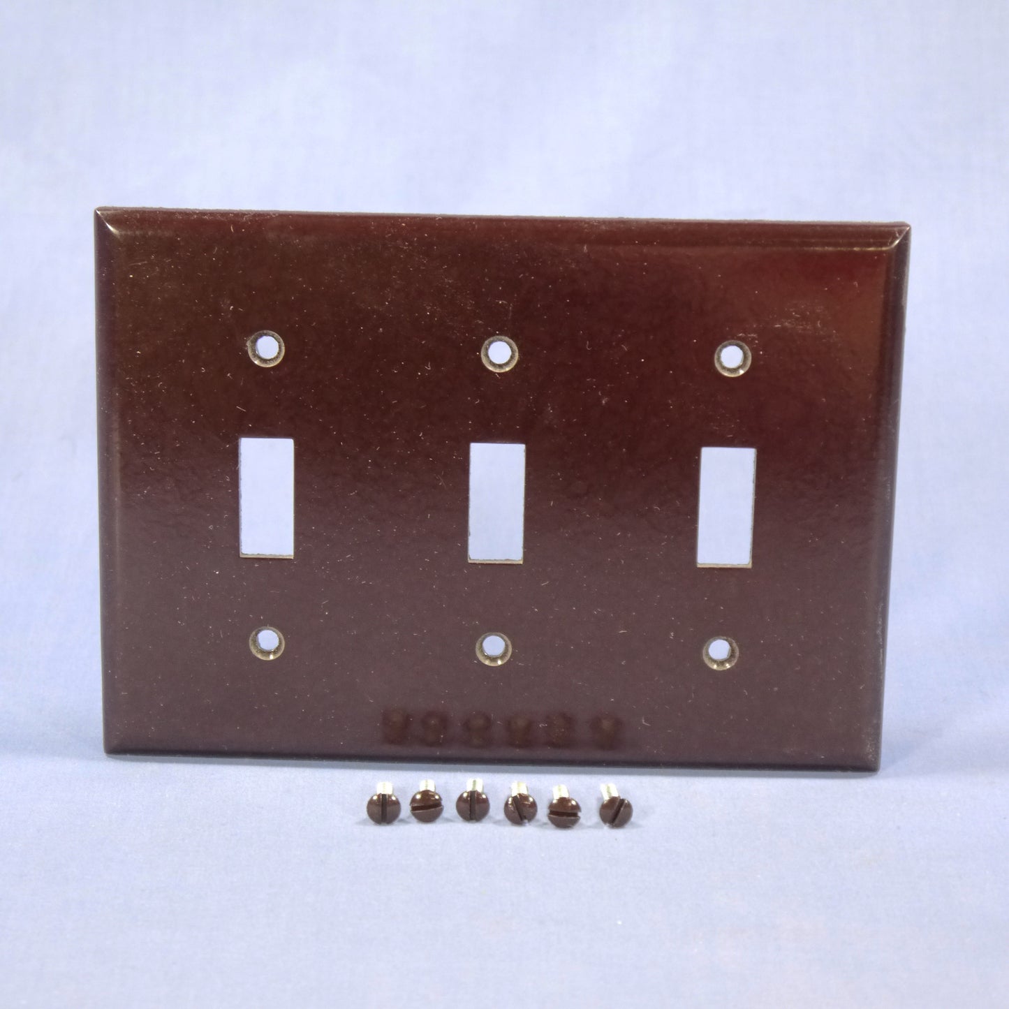 Eagle 2141B Brown 3-Gang Toggle Switch Plastic Standard Wallplate Cover Plate