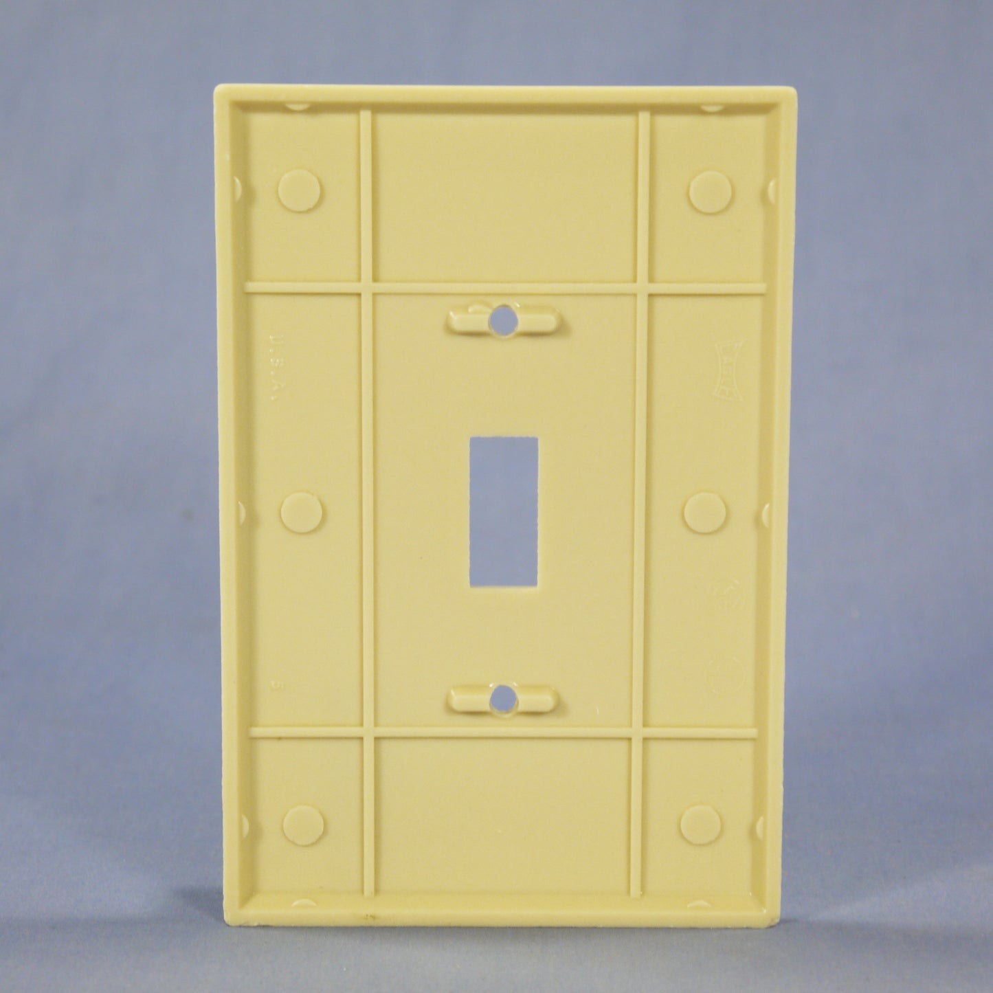 Eagle 2144V Ivory 1-Gang Toggle Switch Plastic Oversize Wallplate Cover Plate