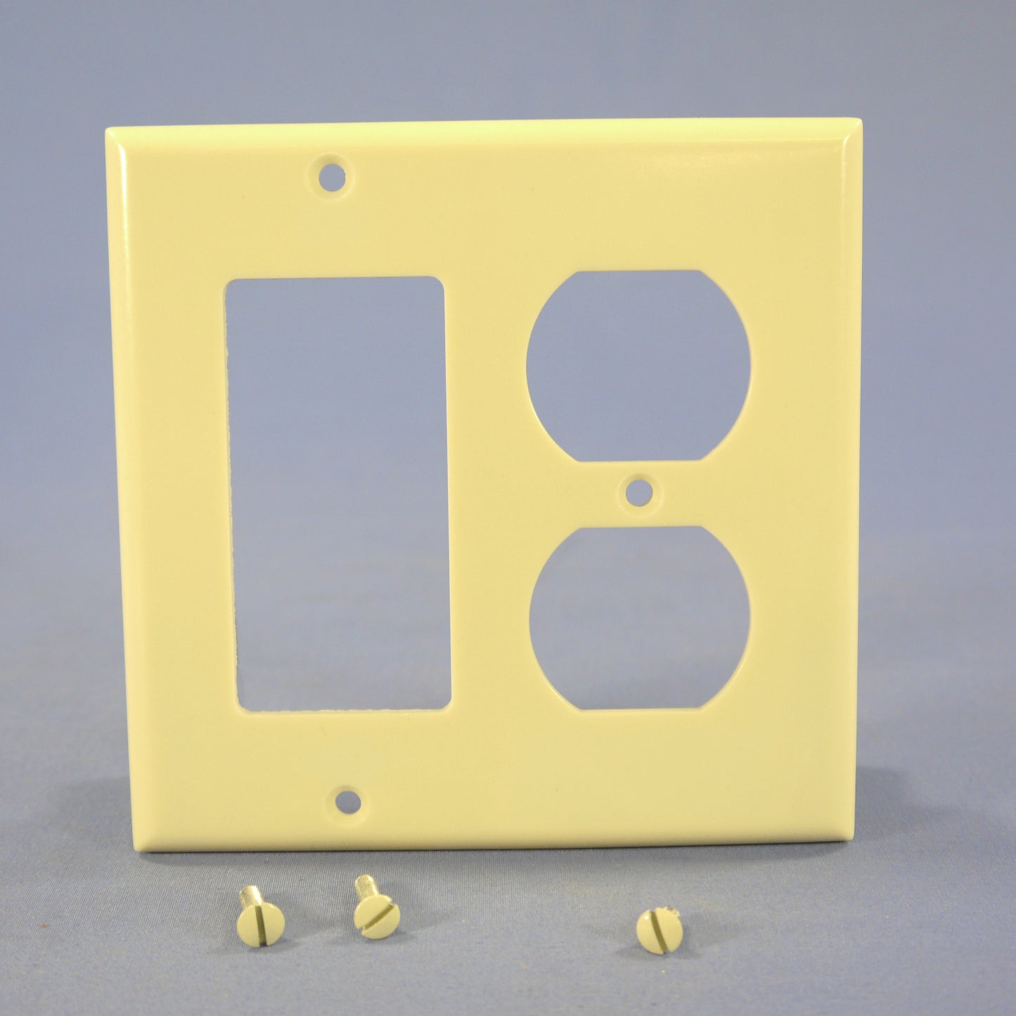 Eagle 2157V Ivory 2-Gang Duplex Outlet Decorator GFCI Plastic Standard Wallplate