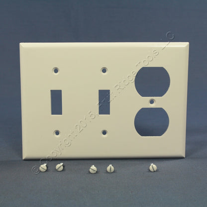 Eagle 2158W White 3-Gang Toggle Switch Duplex Outlet Plastic Standard Wallplate
