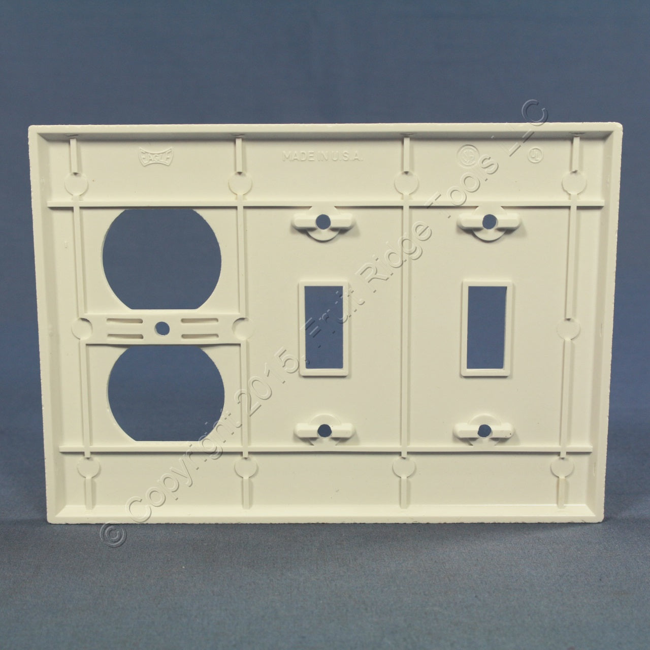 Eagle 2158W White 3-Gang Toggle Switch Duplex Outlet Plastic Standard Wallplate