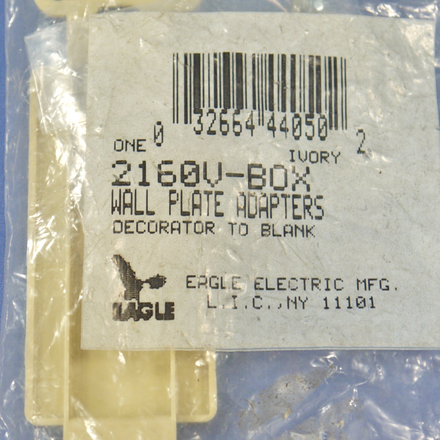 Eagle 2160V Ivory 1-Gang Decorator Blank Insert Plastic Standard Wallplate Cover