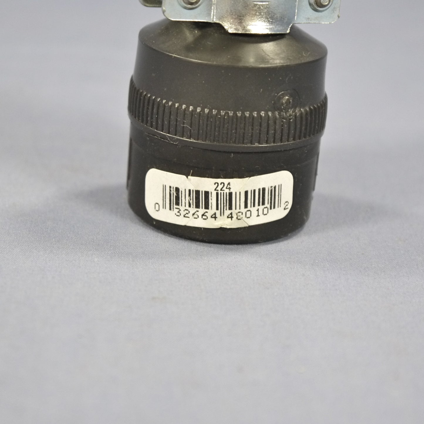 Eagle Thermoplastic Straight Blade Rubber Connector 15A 125V Nema 1-15R Bulk 224