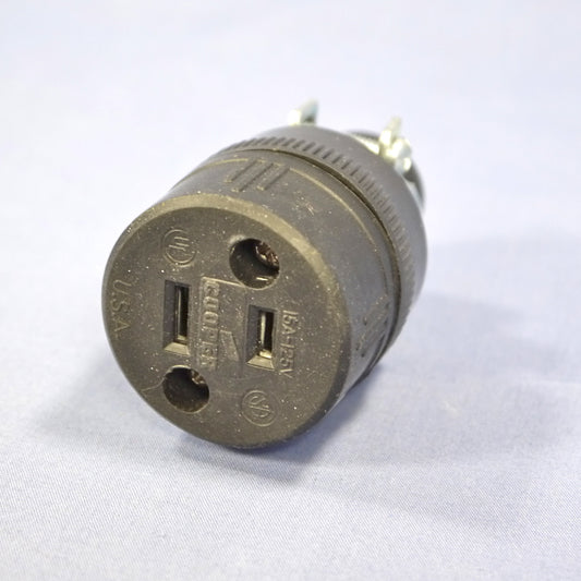 Eagle Thermoplastic Straight Blade Rubber Connector 15A 125V Nema 1-15R Bulk 224