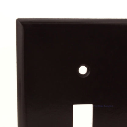Eagle Brown 1-Gang Standard Thermoset Plastic Toggle Switch Light Cover Plate