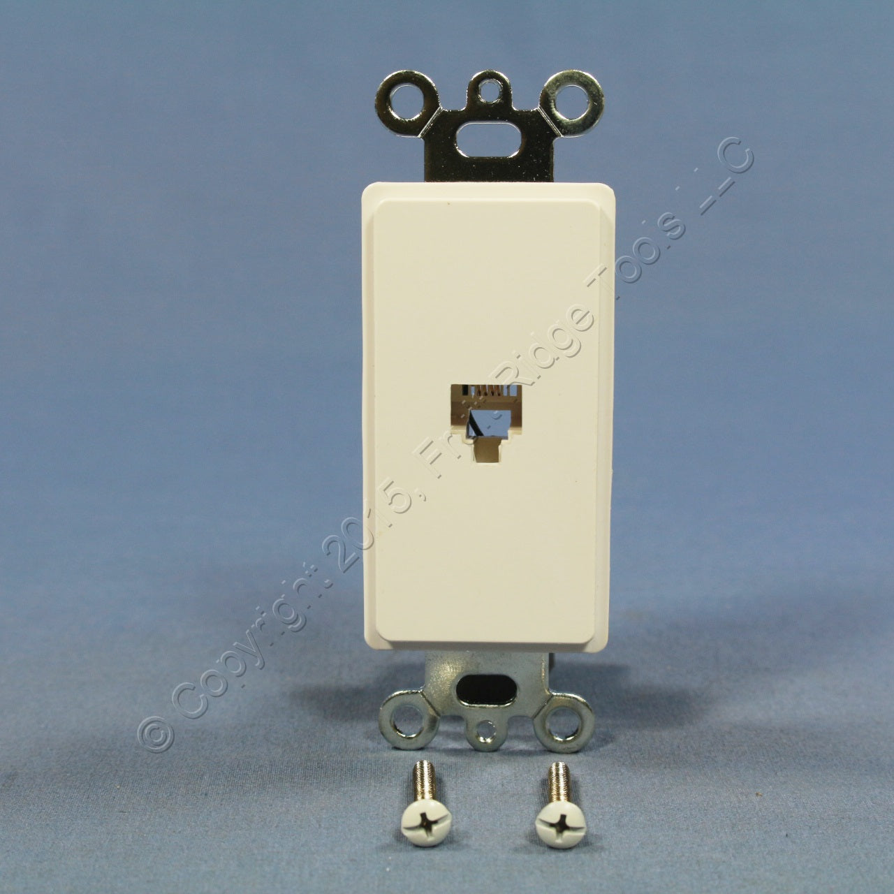 Eagle White Flush Mount 4-Conductor Decorator Voice/Data Modular Jack 3560-4W
