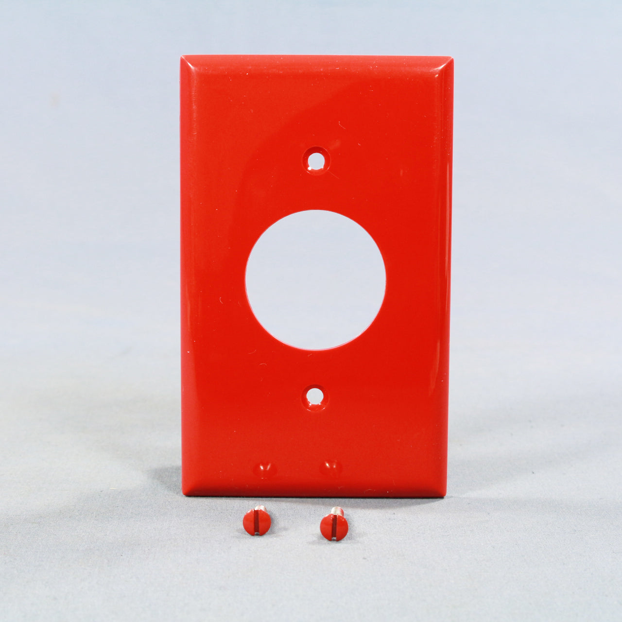 Eagle 5131RD Red 1-Gang 1.406" Outlet Unbreakable Nylon Standard Wallplate Cover