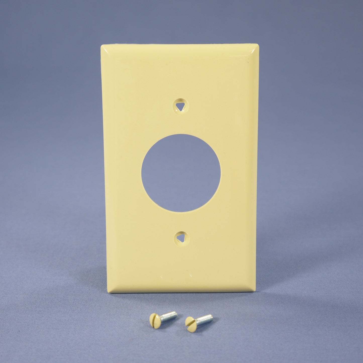 Eagle 5131V Ivory 1-Gang 1.406in. Outlet Unbreakable Standard Wallplate Cover