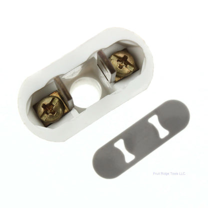 59 Eagle White Commercial Straight Blade Flat Handle Plugs 15A 125V Nema 912W