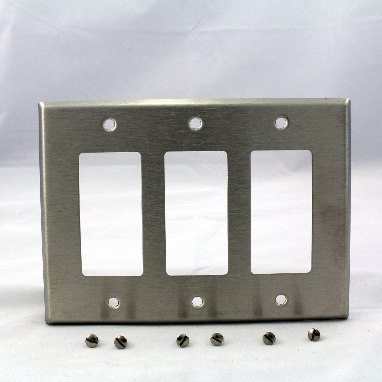 Eagle Non-Mag Mid-size Stainless Steel 3G Decorator Wallplate Cover Gfci 93936