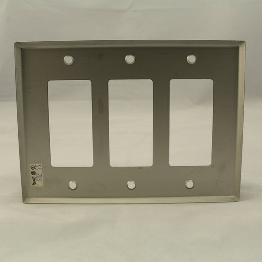 Eagle Non-Mag Mid-size Stainless Steel 3G Decorator Wallplate Cover Gfci 93936