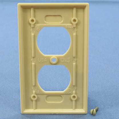 Eagle IG5131V Ivory 1-Gang 1.406in. Outlet Unbreakable Nylon Wallplate Cover