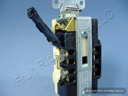 Eagle Ivory Metal Ears Isolated Ground Outlet Receptacle 15A IG5262V Bagged