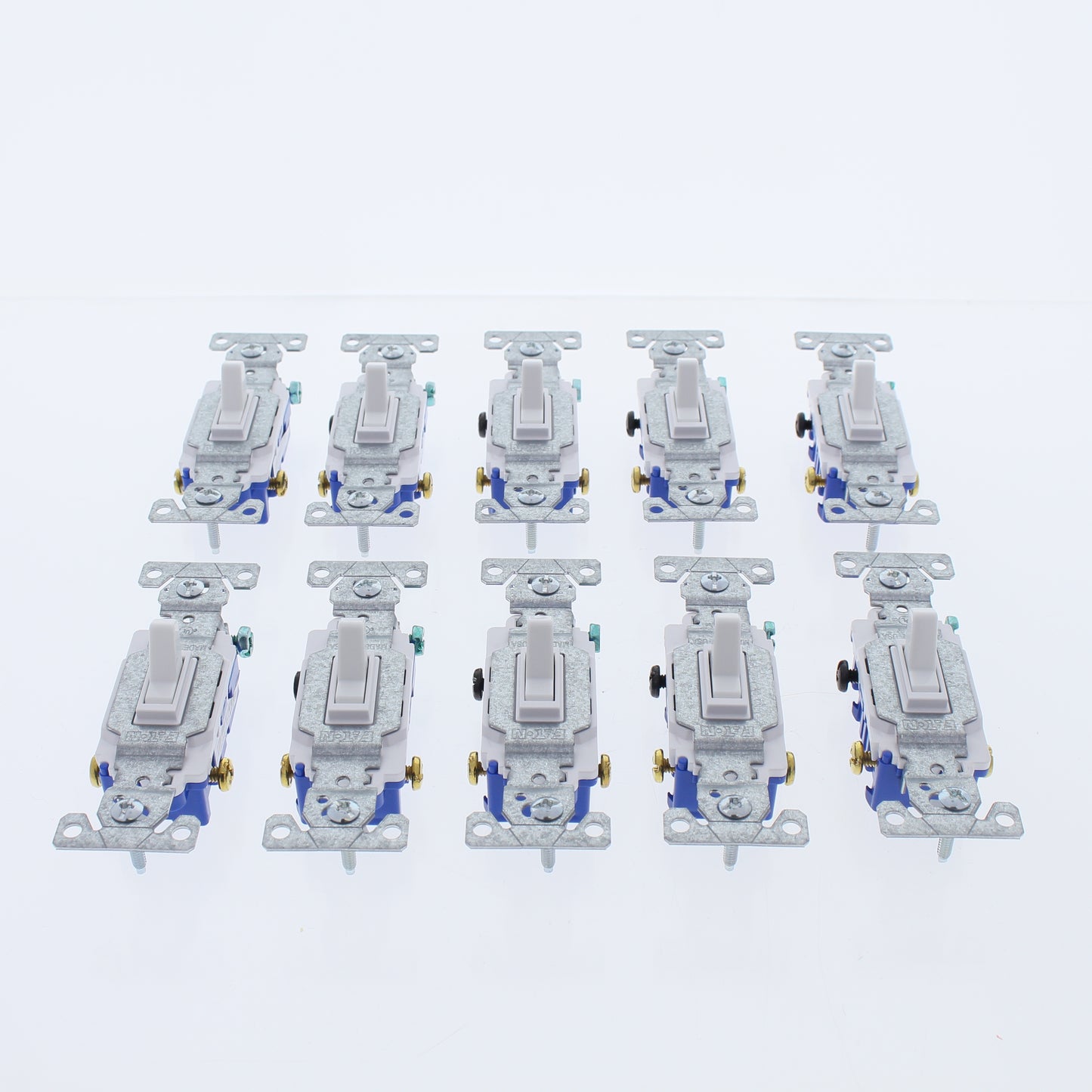 10 Eaton White Quiet Toggle Wall Light Switches 3-Way 15A 120V 1303-7W