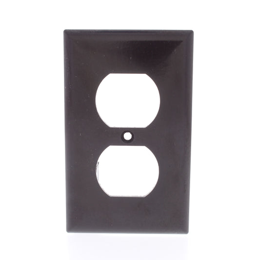 Eaton 2132B Brown 1-Gang Duplex Outlet Plastic Standard Size Wallplate Cover