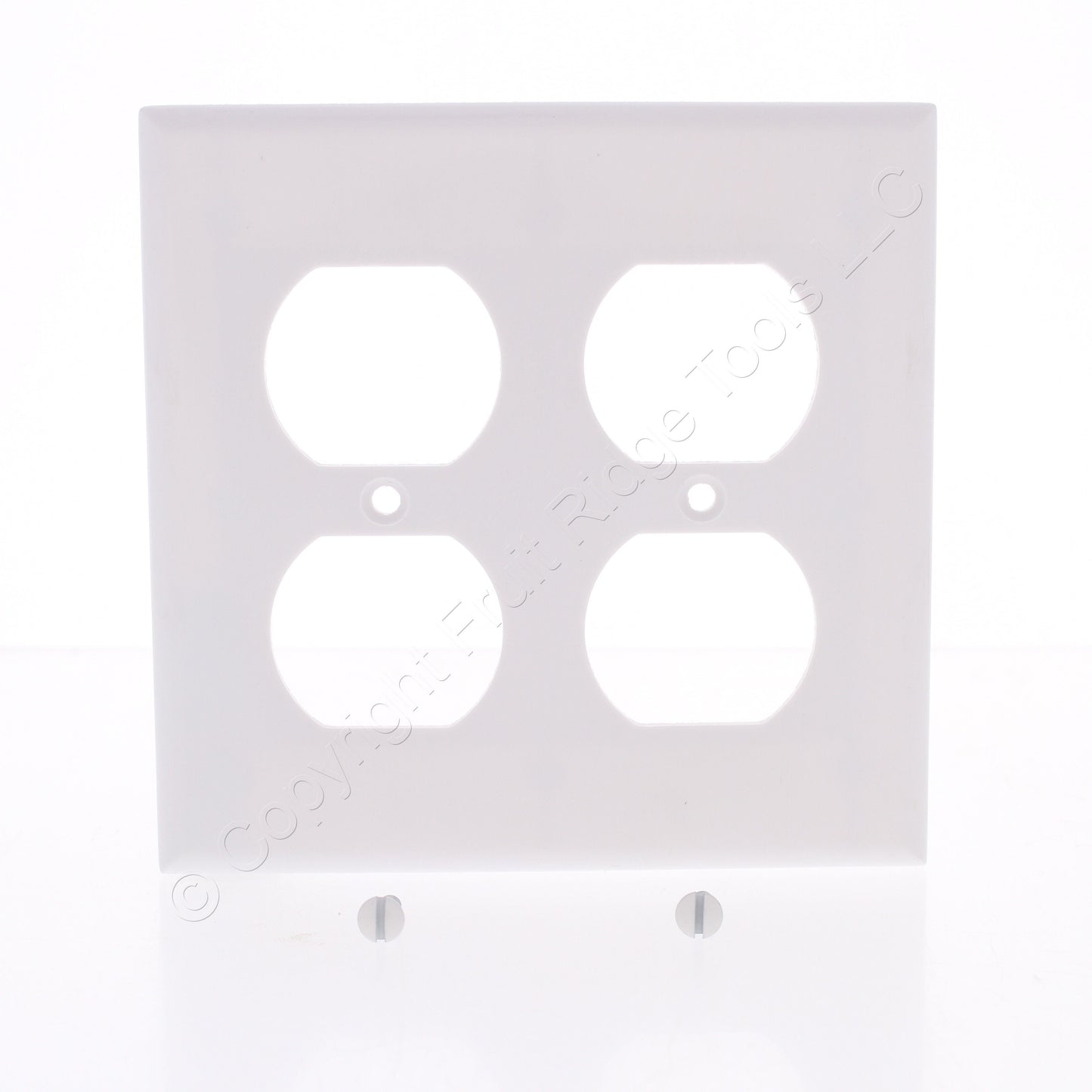Eaton 2150W White 2-Gang Duplex Outlet Plastic Standard Wallplate Cover Plate